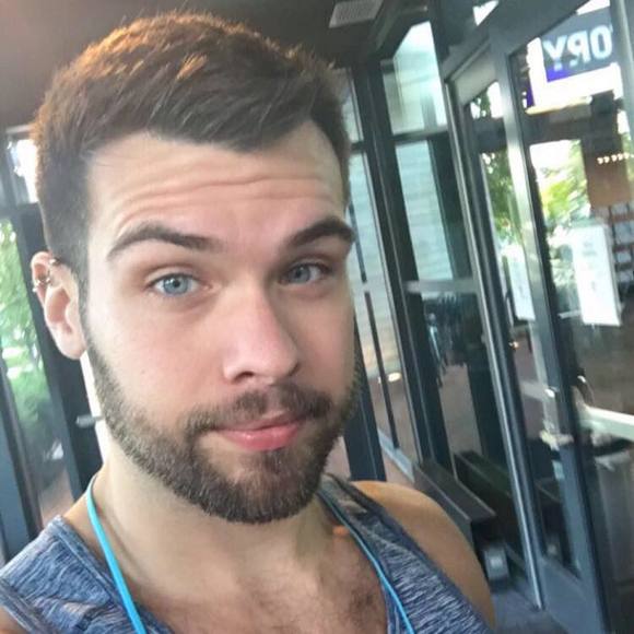 Meet your Posher, Edwin - Picture 1 of 1